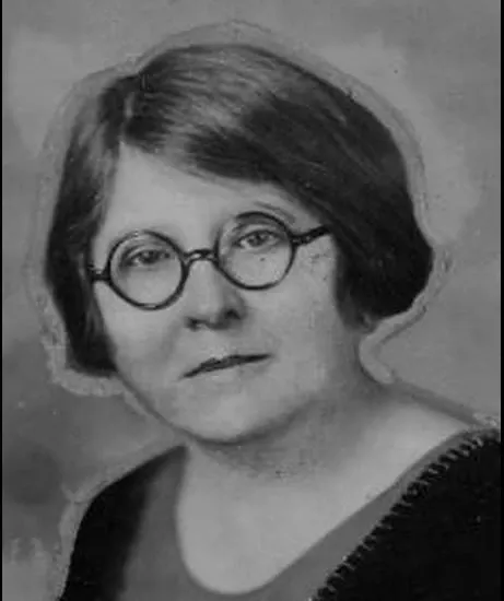 Minnie Lee Dodd Hill: Dean of Women, 1927-1931